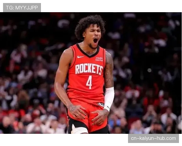 杰伦·格林无球跑动效率提升，拉开空间能力改变火箭进攻结构